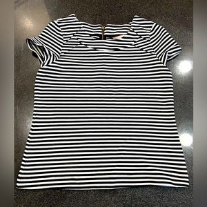 Banana Republic black and white top